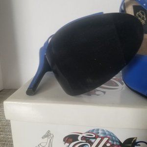 Size 7M Open toed Bright Blue Ellie high heels